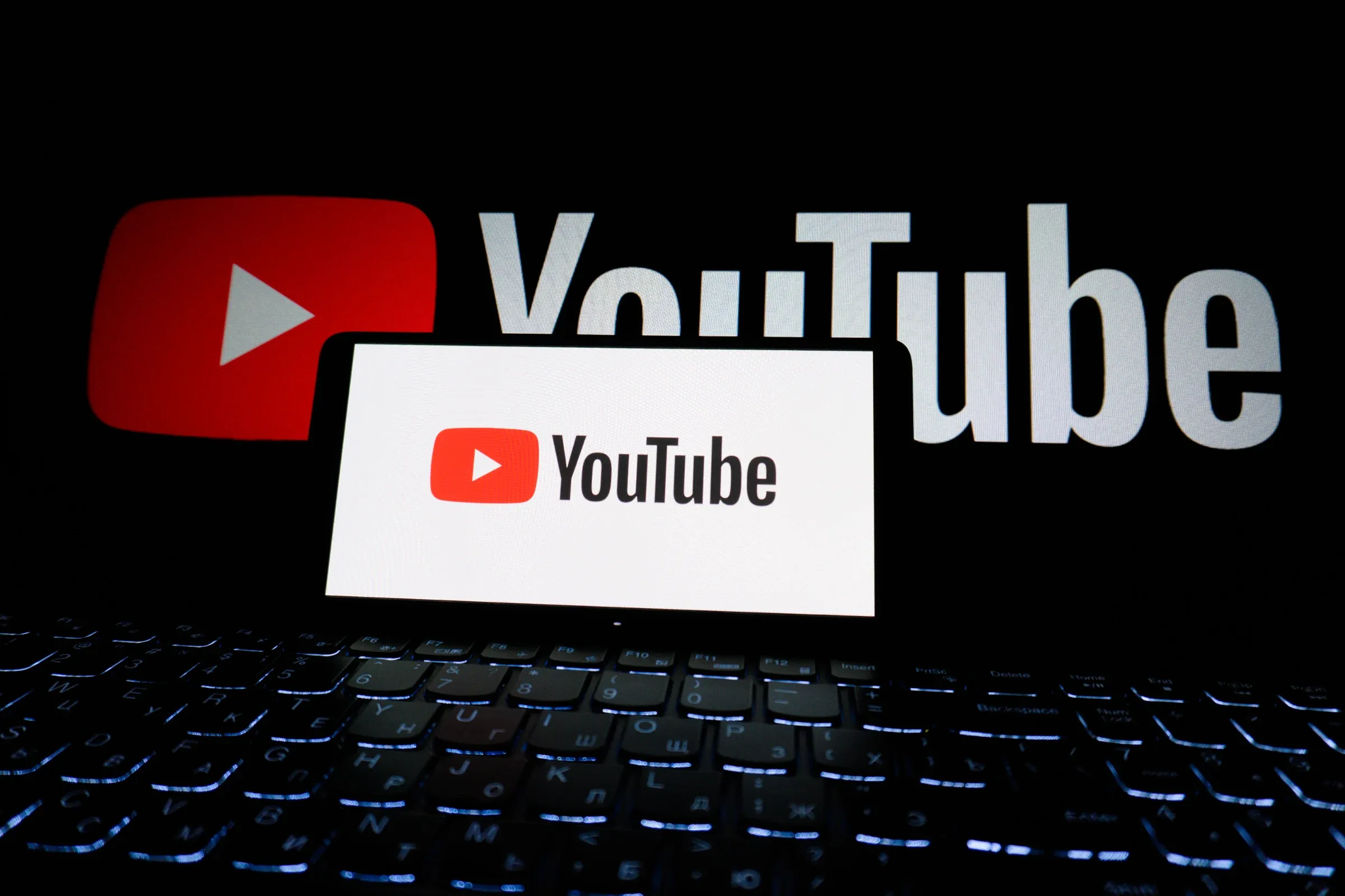 500+ YouTube thumbnail templates mega pack – gaming, vlog and tech designs
